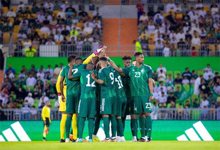 موعد مباراة السعودية والأردن في تصفيات كأس العالم 2026 والقنوات الناقلة لها