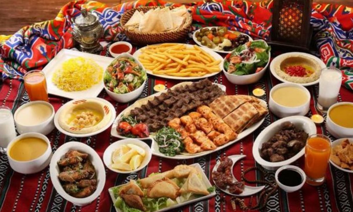 جدول فطار رمضان اقتصادي ولذيذ ينفع لـ 30 يوم كاملين مش هتحتاري تاني