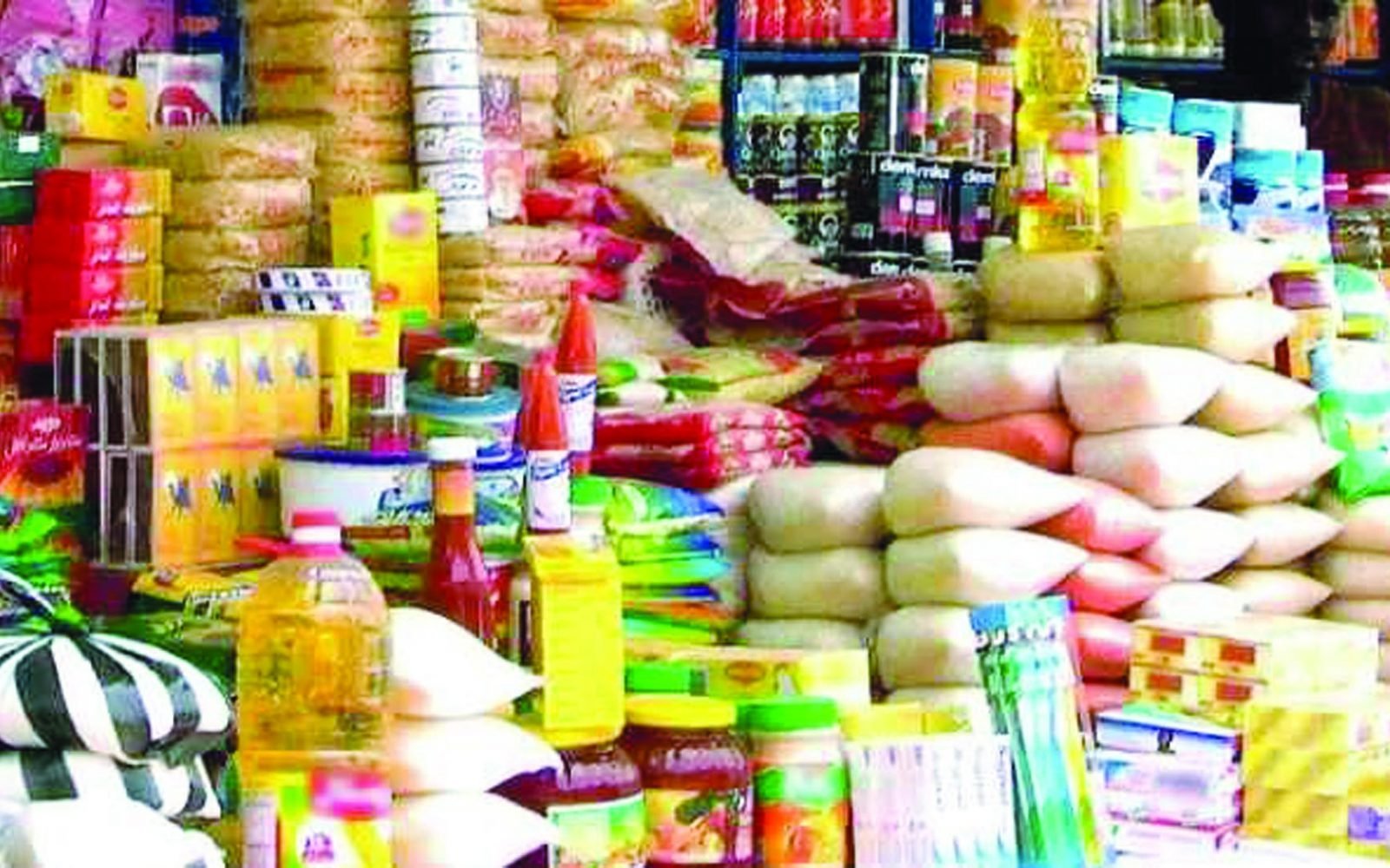 أسعار السلع الغذائية اليوم الزيت والسكر في تعاملات الأسواق المصرية