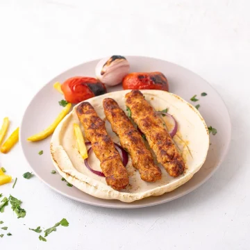 “من المطبخ التركي” .. طريقة عمل كباب الدجاج بدون فرن