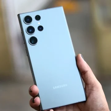 سعر ومواصفات Samsung Galaxy S24 Ultra: تحفة تقنية بكاميرا خلفية رباعية مذهلة!